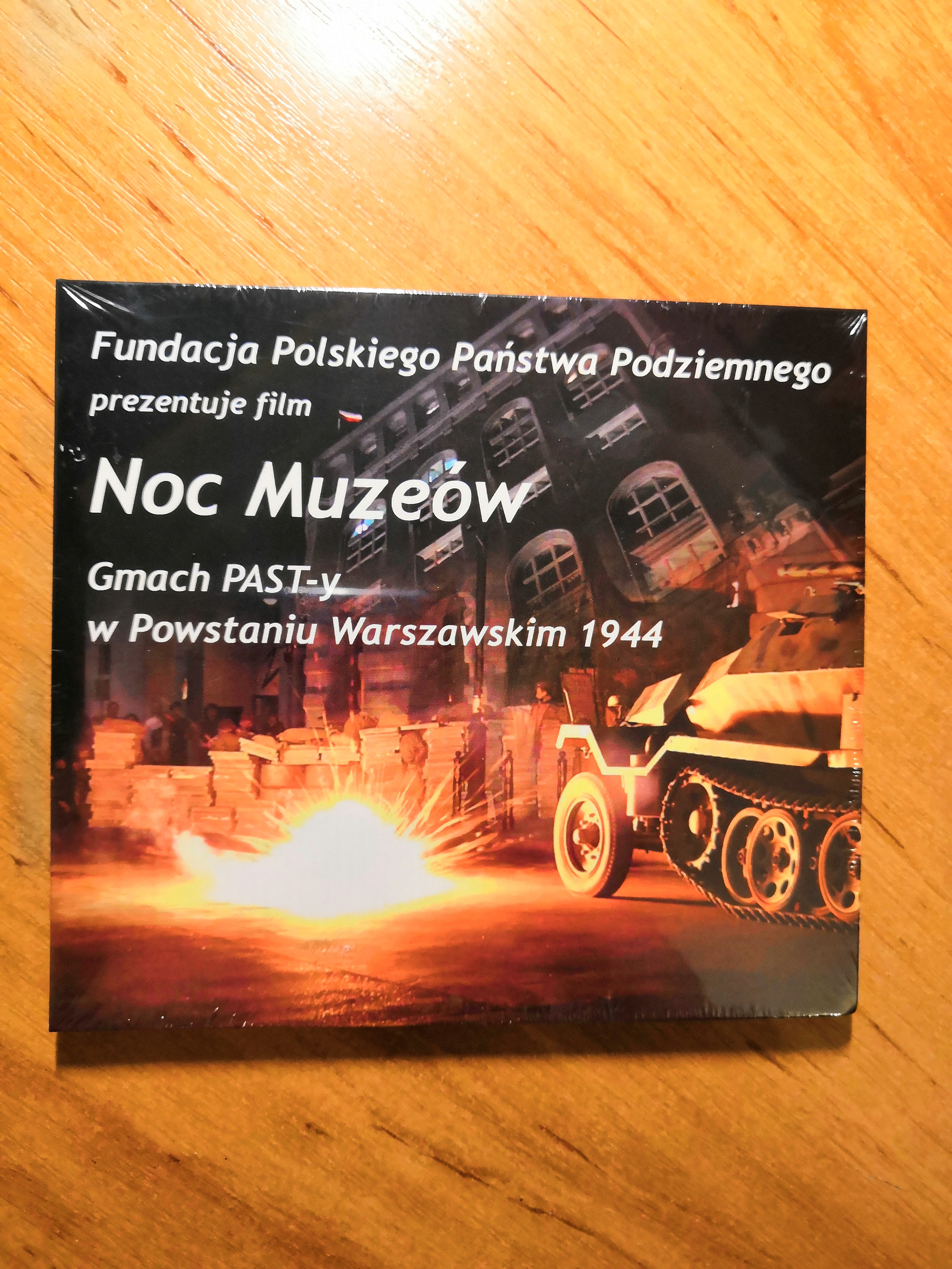 Noc Muzeów Gmach PAST-y w Powstaniu Warszawskim 1944 Rekonstrukcja DVD (M.Wiśnicka)
